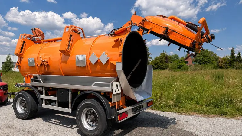 Andere Marken Assmann 12m³ Saug u.Druck INOX V4A +ADR/GGVS – Tankaufbau, Erstzulassung 1985, Ansicht 6