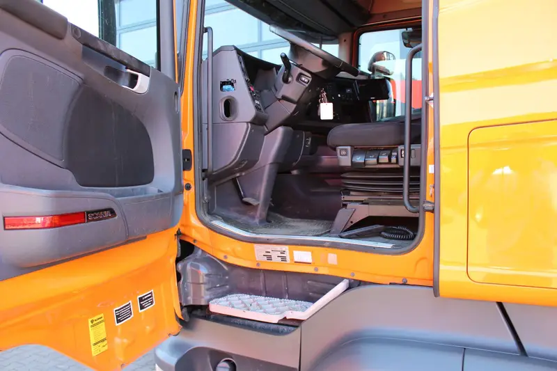 Scania R450 8x4 Kroll 19m³ Wasserrückgewinner Kombi-HD – Saug- und Druckwagen, Erstzulassung 2015, Ansicht 14
