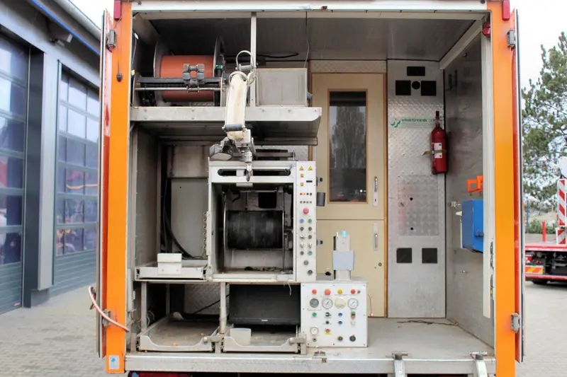 MAN TGL 10.240 Koffer+4m³ Uraca HD-Spül+JT-Kamera-TV – Saug- und Druckwagen, Erstzulassung 2007, Ansicht 5