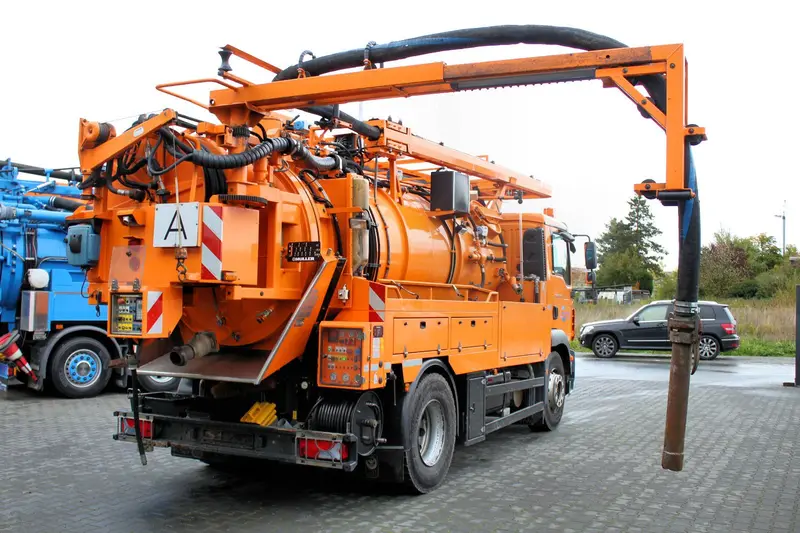 MAN TGM 18.340 4x2 Müller 8m³ HD-KOMBI Saug u.Spül – Saug- und Druckwagen, Erstzulassung 2013, Ansicht 9