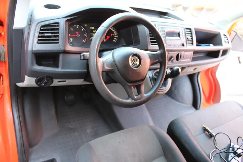 VW T6 2.0 TDI 4x2 Kasten+F&F Kanal HD-Spüler 600 L – Saug- und Druckwagen, Erstzulassung 2016, Ansicht 17