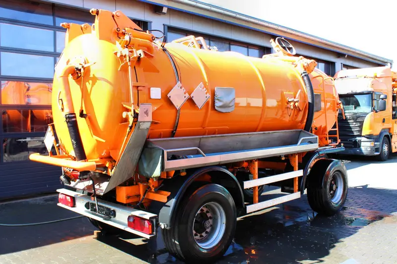Andere Marken Assmann 12m³ Saug u.Druck INOX V4A +ADR/GGVS – Tankaufbau, Erstzulassung 1985, Ansicht 4