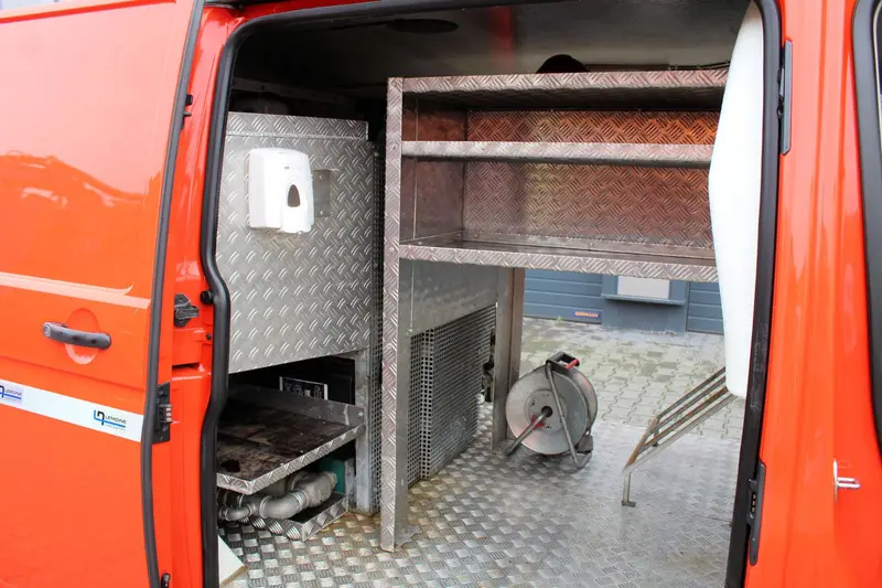 VW T6 2.0 TDI 4x2 Kasten+F&F Kanal HD-Spüler 600 L – Saug- und Druckwagen, Erstzulassung 2016, Ansicht 12
