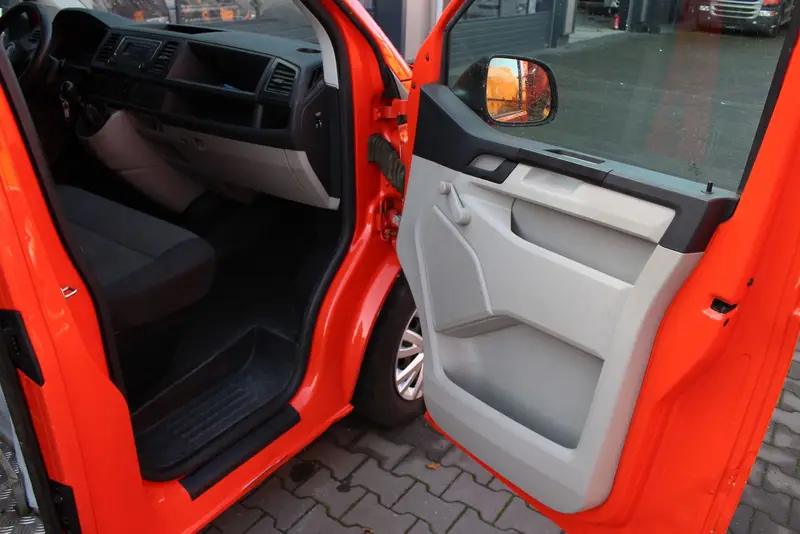 VW T6 2.0 TDI 4x2 Kasten+F&F Kanal HD-Spüler 600 L – Saug- und Druckwagen, Erstzulassung 2016, Ansicht 19