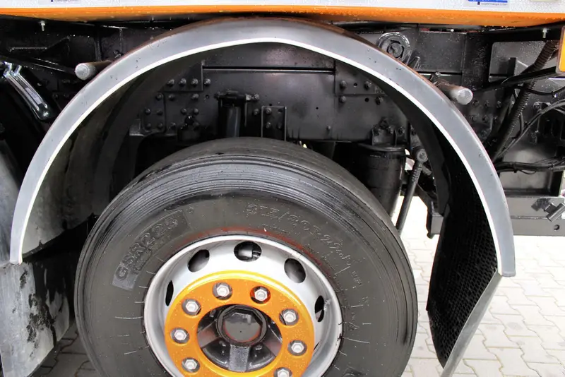 Volvo FM 420 EEV 6x2 Kroll 14m³ Saug u.Druck ADR-GGVS – Saug- und Druckwagen, Erstzulassung 2012, Ansicht 14