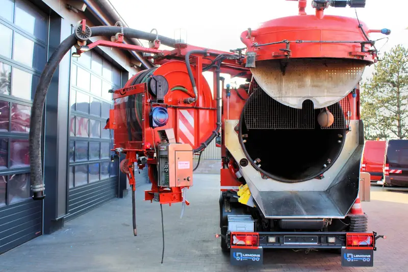 Scania R560 V8 8x4 Kroll 20m³ WRG 2x HD-Pumpe 620 Liter – Saug- und Druckwagen, Erstzulassung 2013, Ansicht 12