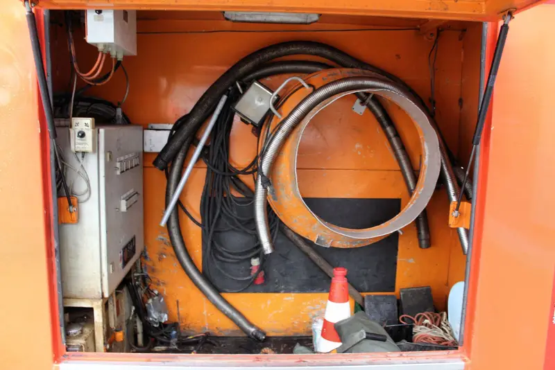 Andere Marken mobiles STROM-Aggregat 27,5 kVA + Sielbelüfter – Saug- und Druckwagen, Erstzulassung 1994, Ansicht 10