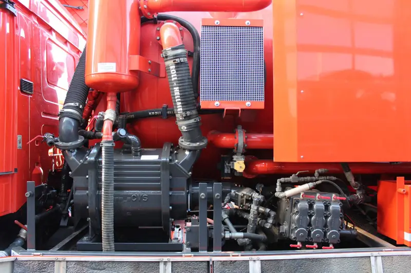 Scania R560 V8 8x4 Kroll 20m³ WRG 2x HD-Pumpe 620 Liter – Saug- und Druckwagen, Erstzulassung 2013, Ansicht 14