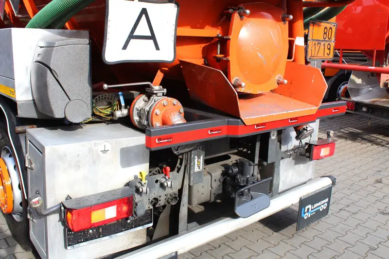 Volvo FM 420 EEV 6x2 Kroll 14m³ Saug u.Druck ADR INOX – Saug- und Druckwagen, Erstzulassung 2013, Ansicht 6