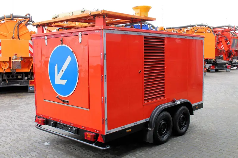 Andere Marken mobiles STROM-Aggregat 27,5 kVA + Sielbelüfter – Saug- und Druckwagen, Erstzulassung 1994, Ansicht 7