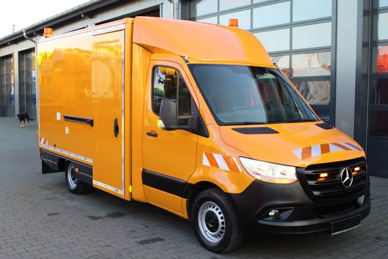 Mercedes-Benz Sprinter 519 CDI Koffer + IPEK-TV Kanal-Kamera – Saug- und Druckwagen, Erstzulassung 2023, Ansicht 2