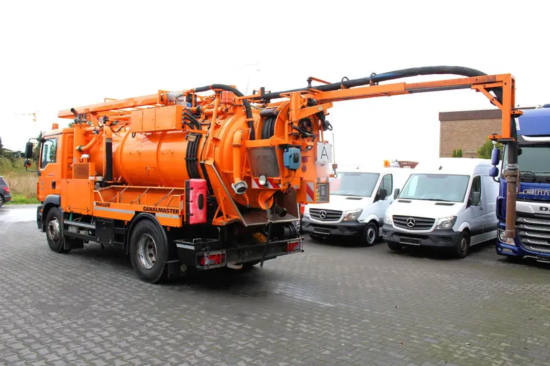 MAN TGM 18.340 4x2 Müller 8m³ HD-KOMBI Saug u.Spül – Saug- und Druckwagen, Erstzulassung 2013, Ansicht 8