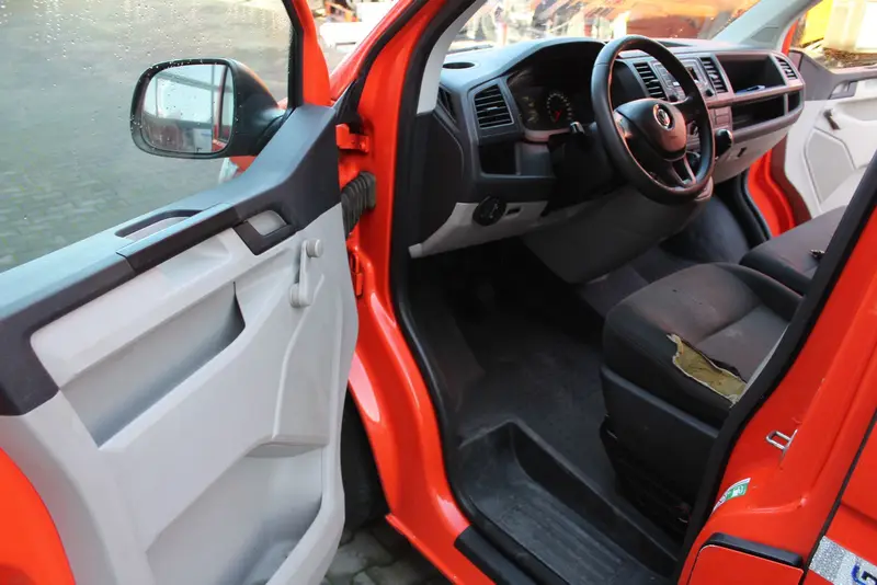 VW T6 2.0 TDI 4x2 Kasten+F&F Kanal HD-Spüler 600 L – Saug- und Druckwagen, Erstzulassung 2016, Ansicht 18